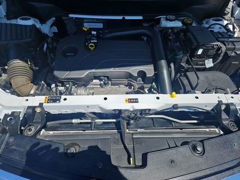 Used 2024 Chevrolet Equinox LT w/ LPO, Floor Liner Package FWD image 21