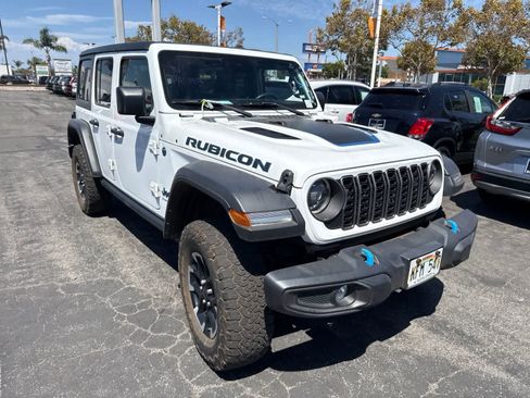 Used 2024 Jeep Wrangler Unlimited Rubicon 4xe AWD/4WD image 7