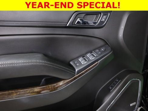 Used 2018 Chevrolet Suburban LT image 9