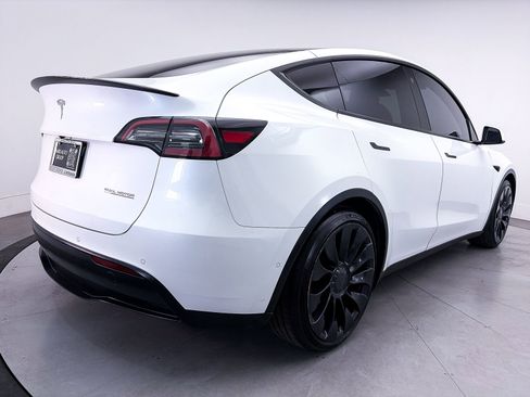 Used 2022 Tesla Model Y Performance AWD/4WD image 14