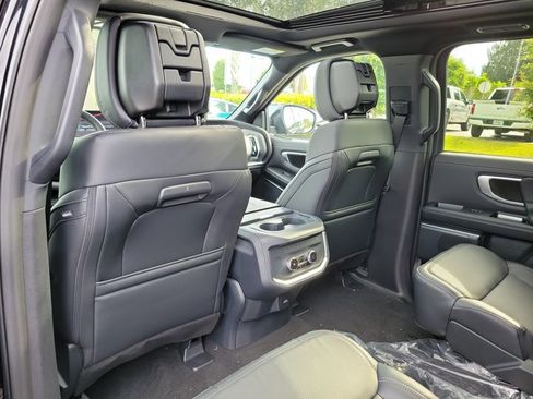 New 2026 Ford Expedition Max Platinum AWD/4WD image 12