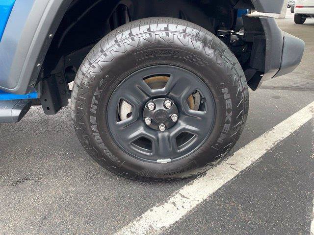 Used 2025 Jeep Wrangler Sport AWD/4WD image 30