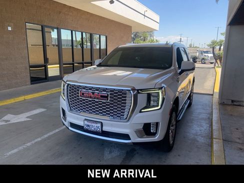 Certified 2024 GMC Yukon Denali AWD/4WD image 1