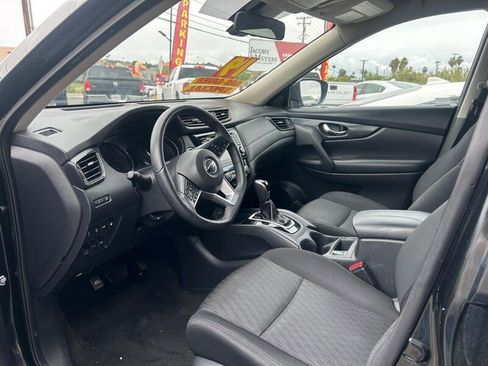 Used 2018 Nissan Pathfinder SL FWD image 16
