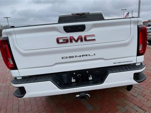 Used 2021 GMC Sierra 2500 Denali w/ Denali Ultimate Package image 8