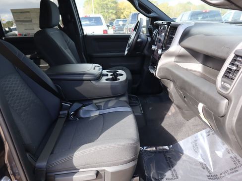 New 2025 RAM 2500 Tradesman image 17