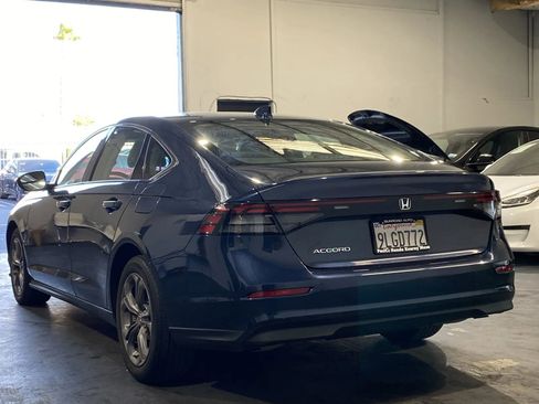 Used 2023 Honda Accord EX image 2
