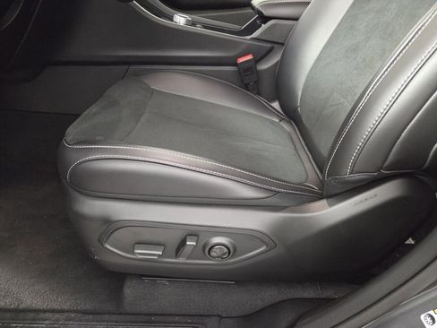 New 2026 Jeep Grand Cherokee Altitude RWD image 15
