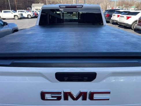 Used 2022 GMC Sierra 1500 SLT w/ SLT Premium Package image 14