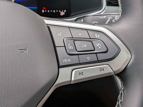 New 2026 Volkswagen Taos SE FWD image 27