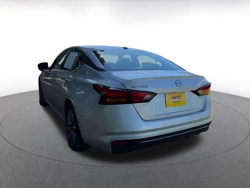 Used 2026 Nissan Altima 2.5 SV FWD image 10