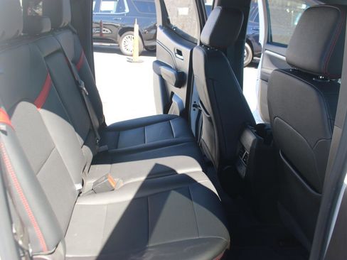 Used 2023 Chevrolet Colorado Z71 w/ Z71 Convenience Package 2 image 34