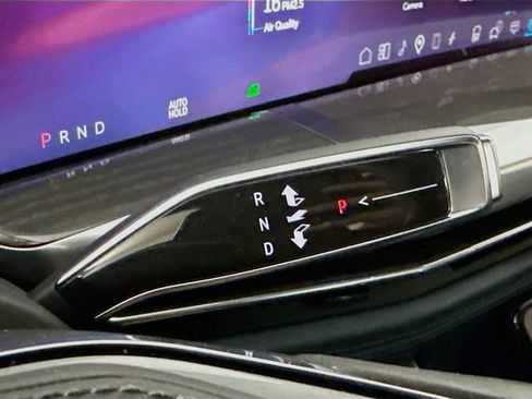 Used 2025 Cadillac Escalade IQ Sport 2 AWD/4WD image 18