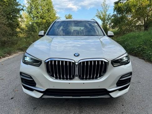 Used 2019 BMW X5 xDrive50i w/ Luxury Seating Package AWD/4WD image 3