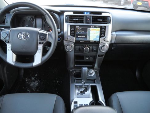 Certified 2021 Toyota 4Runner SR5 Premium image 11