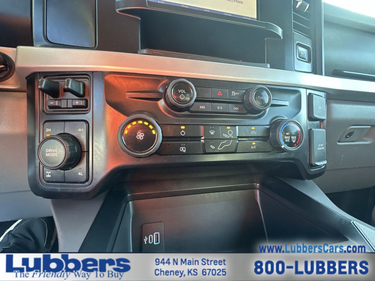Used 2025 Ford F250 XLT w/ FX4 Off-Road Package AWD/4WD image 18