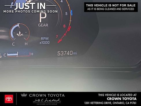 Used 2024 Chevrolet Colorado Z71 w/ Z71 Convenience Package 2 AWD/4WD image 3