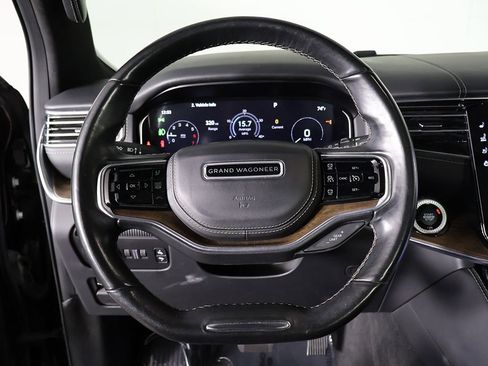 Used 2023 Jeep Grand Wagoneer Series II AWD/4WD image 42