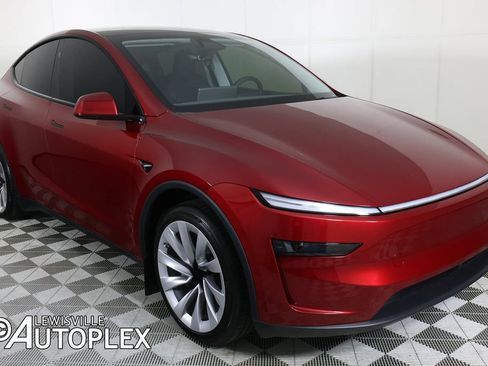 Used 2026 Tesla Model Y Long Range AWD/4WD image 3