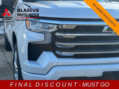 Used 2023 Chevrolet Silverado 1500 High Country w/ High Country Premium Package image 8