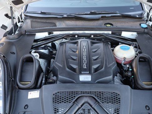 Used 2016 Porsche Macan S image 56