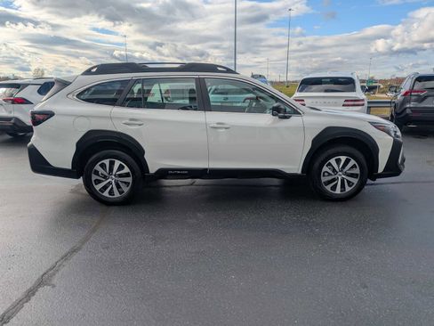 Used 2025 Subaru Outback w/ Popular Package #1A image 8
