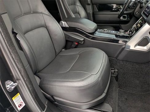 Used 2021 Land Rover Range Rover Westminster Edition image 18