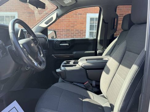 Used 2019 Chevrolet Silverado 1500 LT w/ All-Star Edition AWD/4WD image 8