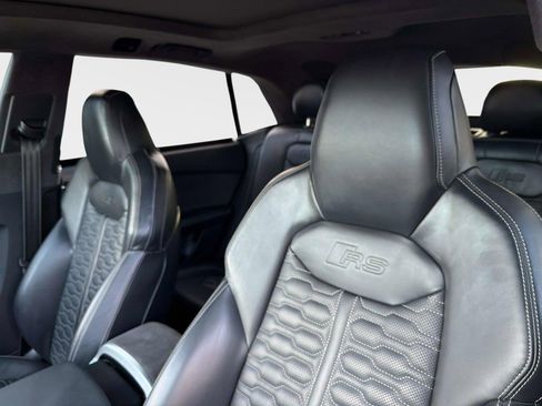 Used 2024 Audi RS Q8 AWD/4WD image 39