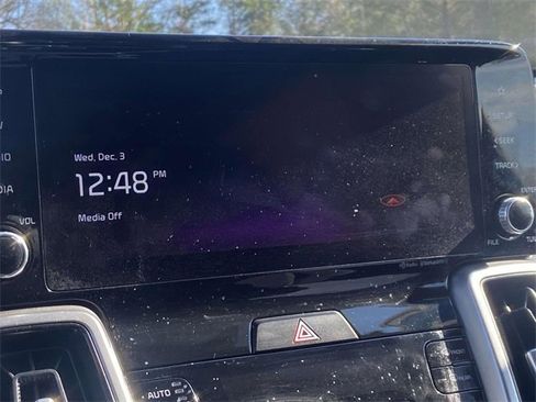 Used 2022 Kia Sorento S w/ Panoramic Sunroof Package image 19