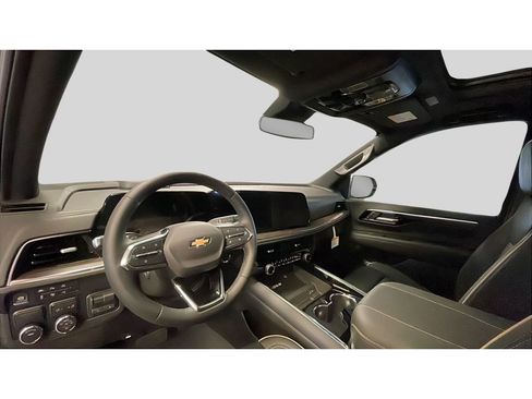 New 2026 Chevrolet Suburban Premier w/ Sun And Tow Package image 20