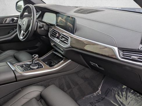 Used 2023 BMW X5 xDrive40i w/ Premium Package image 23