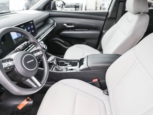 Certified 2026 Hyundai Santa Cruz SEL FWD image 18