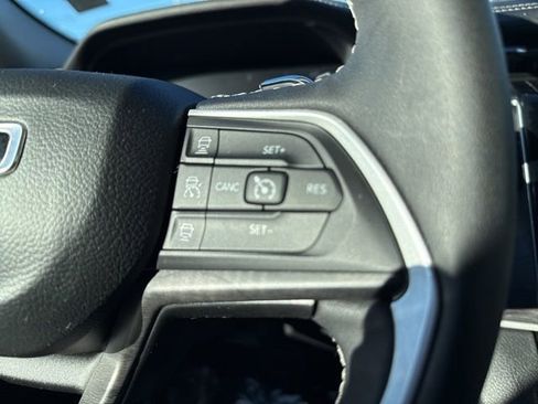 Certified 2023 Jeep Grand Cherokee Limited image 28