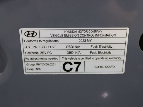 Used 2023 Hyundai Ioniq 6 SEL RWD image 37