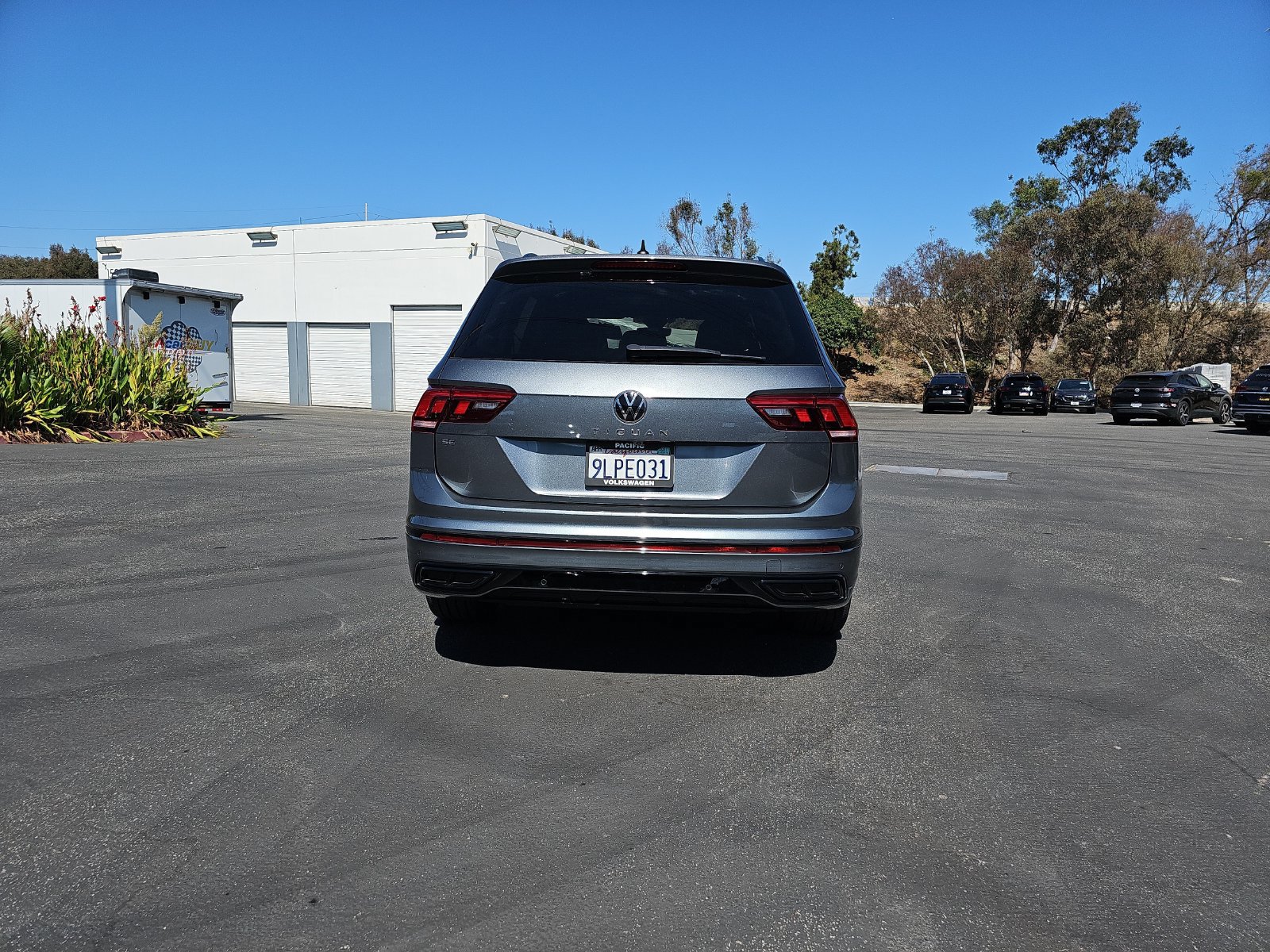 Certified 2024 Volkswagen Tiguan SE R-Line FWD image 6