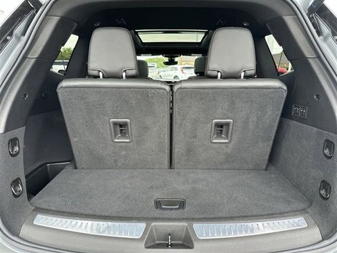 Used 2023 Cadillac XT6 Sport w/ Technology Package image 24