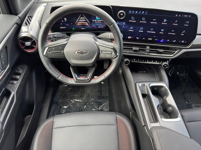 Used 2026 Chevrolet Equinox EV RS AWD/4WD image 13