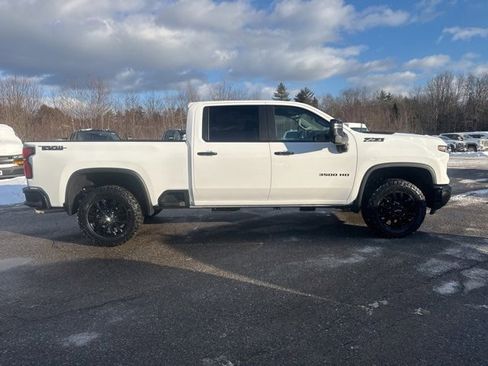 New 2026 Chevrolet Silverado 3500 LT w/ Trail Boss Package image 6