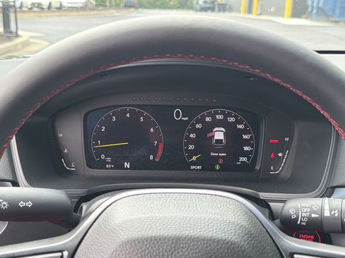 Used 2026 Honda Civic Type R image 11