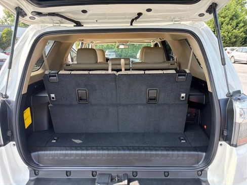 Used 2015 Toyota 4Runner Limited AWD/4WD image 21