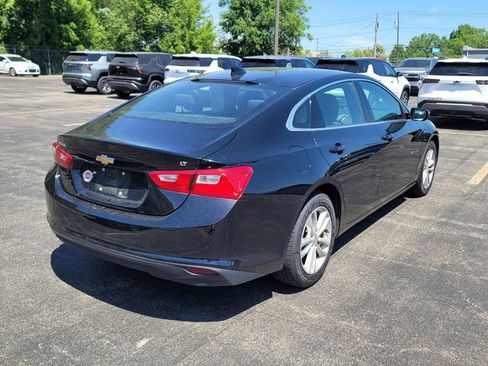 Used 2018 Chevrolet Malibu LT FWD image 6