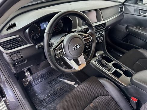 Used 2019 Kia Optima S image 16