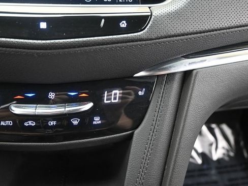 Used 2021 Cadillac XT5 Premium Luxury AWD/4WD image 33