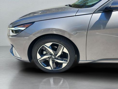 Certified 2023 Hyundai Elantra SEL w/ Convenience Package image 30