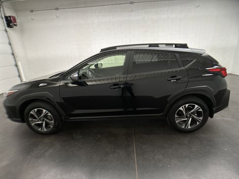 Used 2024 Subaru Crosstrek 2.0i Premium AWD/4WD image 6