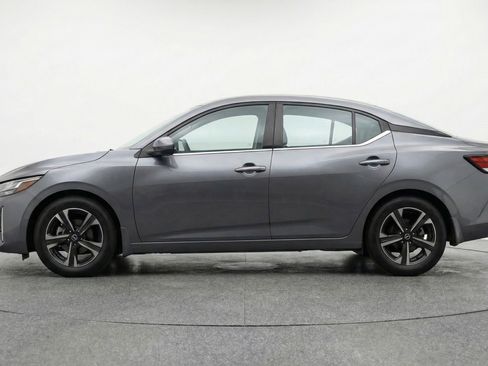 Used 2025 Nissan Sentra SV FWD image 5