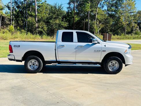 Used 2015 RAM 1500 Express image 4