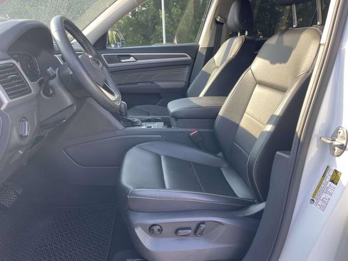 Certified 2023 Volkswagen Atlas SE FWD image 17