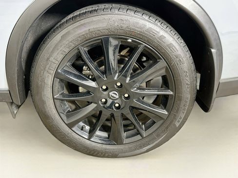 Used 2024 Nissan Murano SV w/ SV Midnight Edition Package AWD/4WD image 11